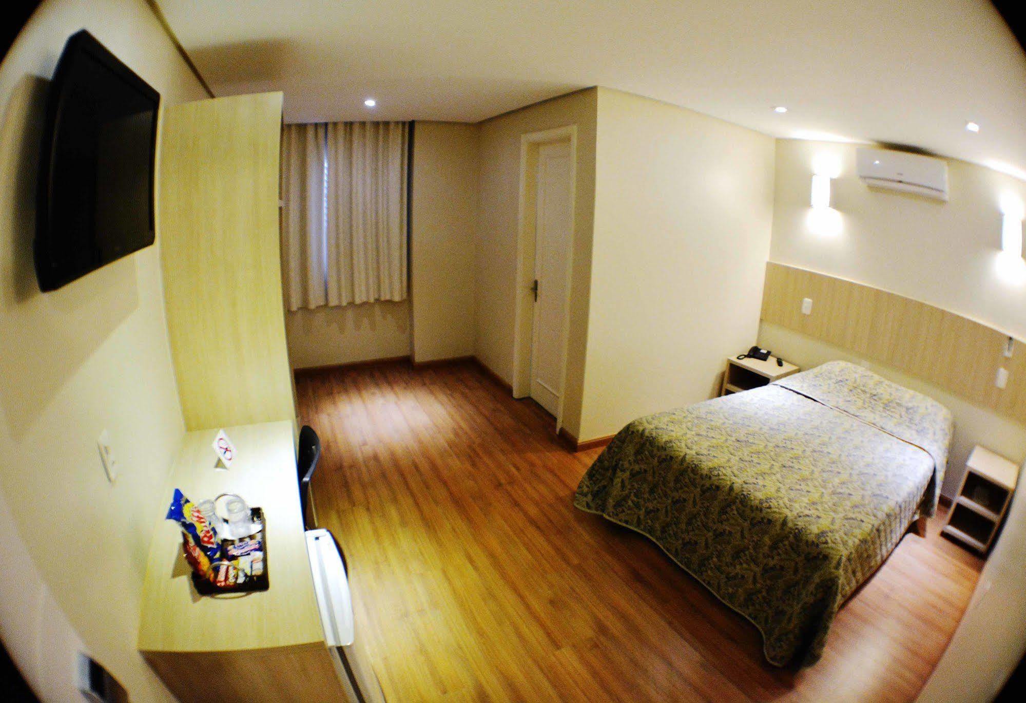Golden Hotel - O Mais Central - Pet Friendly Chapecó Exteriér fotografie
